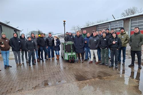 Regionalgruppe Oldenburg trifft sich auf dem neuen Betriebshof der "Gärtner von Kimmen" in Hude